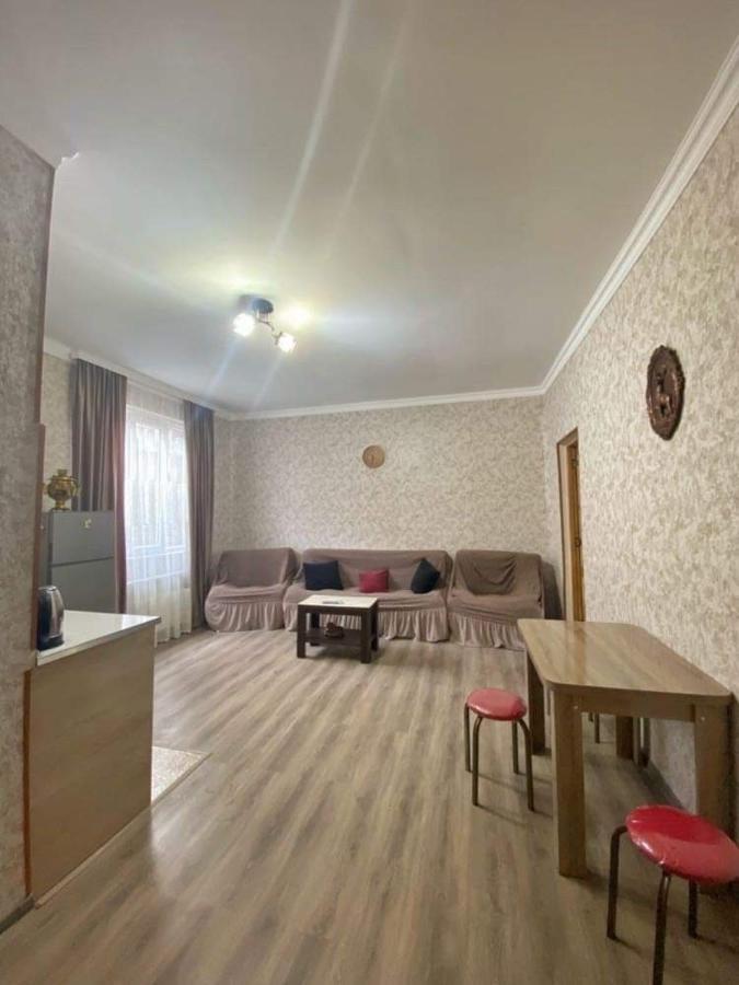 Achela'S Guesthouse Borjomi Esterno foto